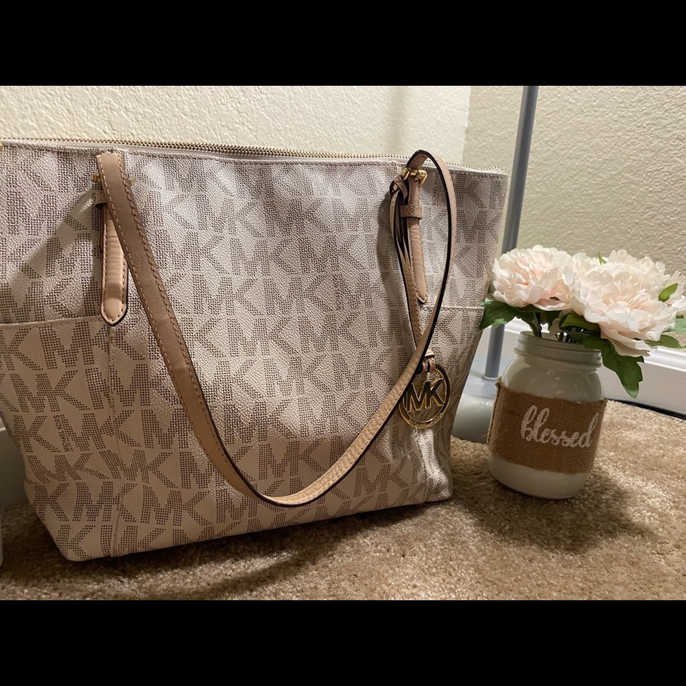 Repurchase for Michael kors